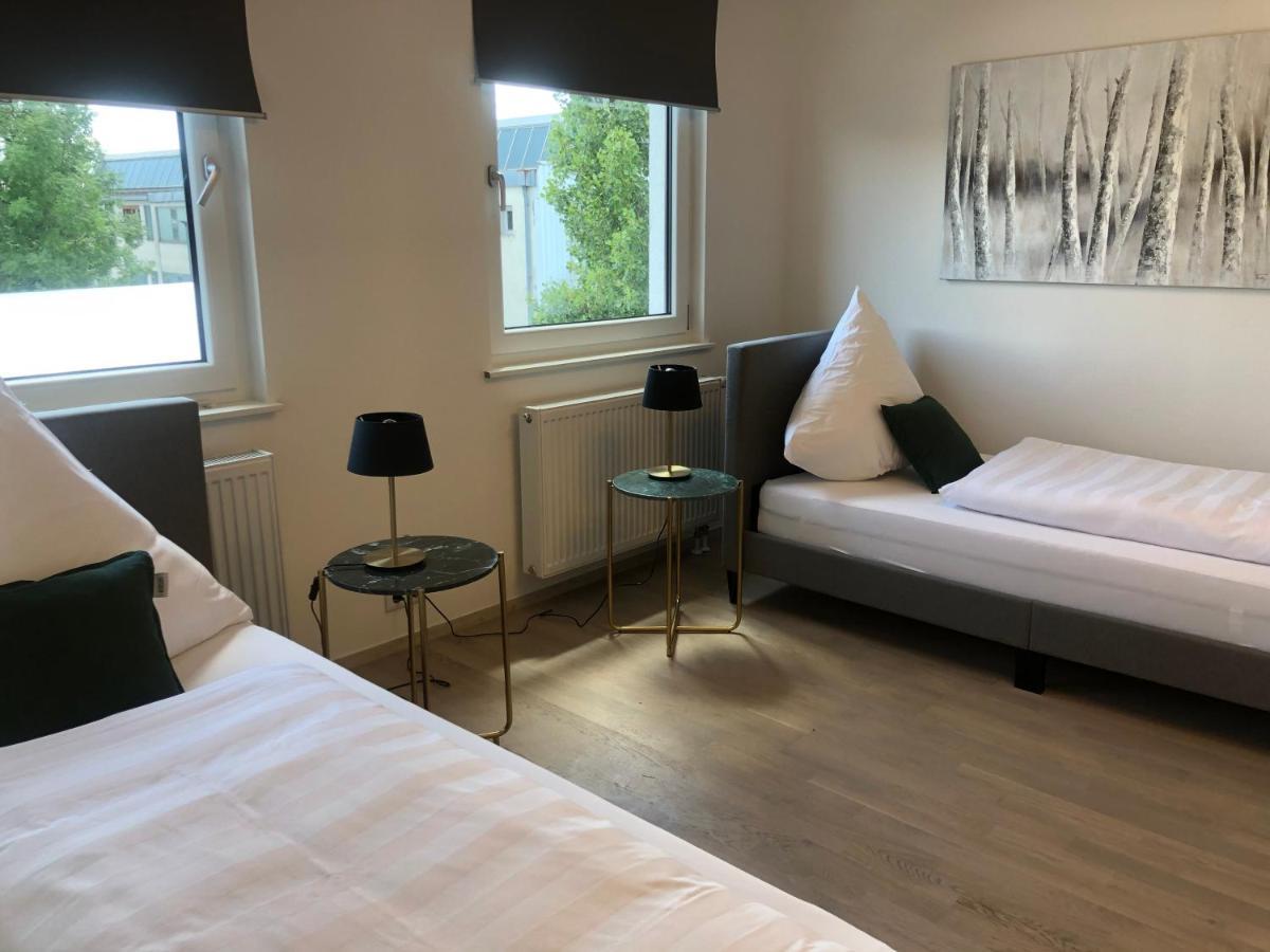 Apartment Business & Fitter
