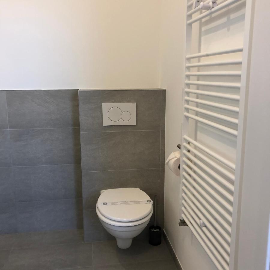 Apartment Business & Fitter *